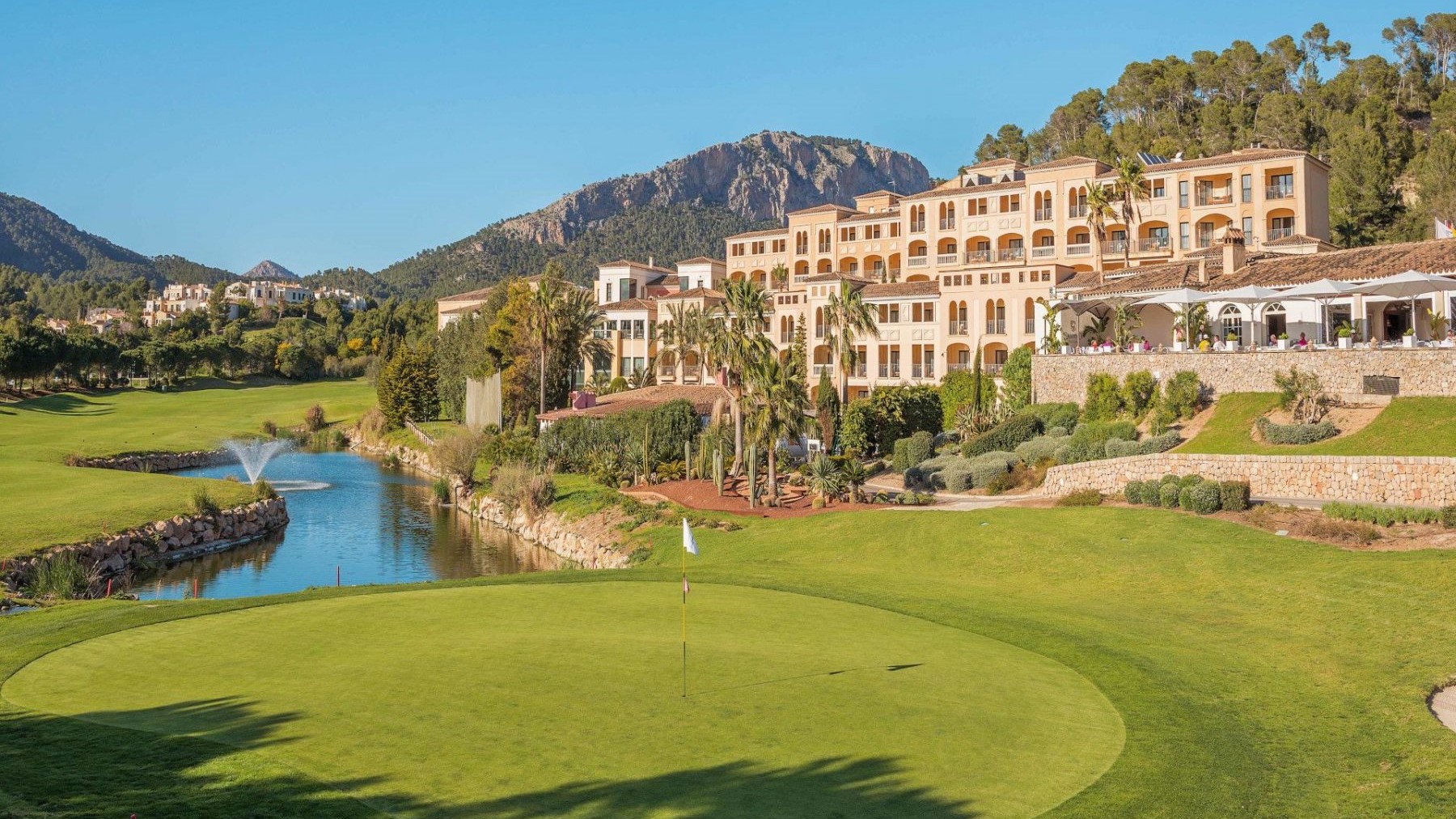 23-01-Steigenberger-Hotel-Resort-Camp-de-Mar-Hochzeitslocation-2019-530_SHR_Mallorca_Golf_Spa_Exterior-1_inPixio