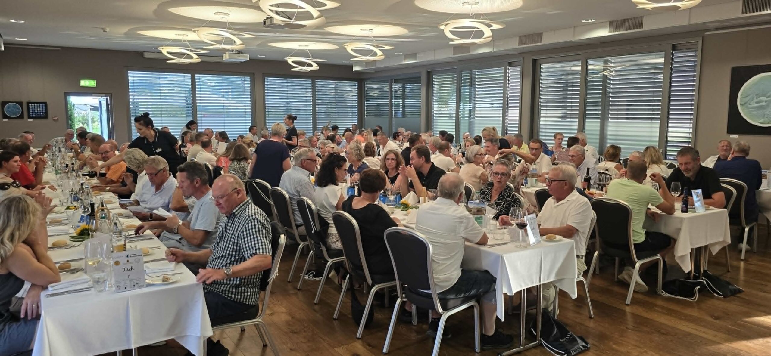 c7dba978-a322-42b1-9be1-ab3df1de5c28